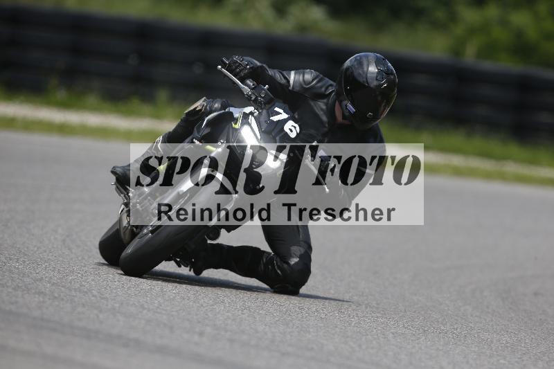 /Archiv-2024/29 12.06.2024 MOTO.CH Track Day ADR/Gruppe blau/76